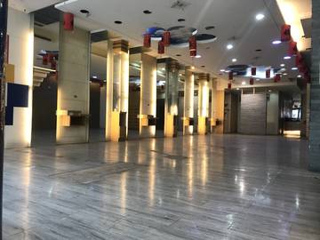 中山路金店面