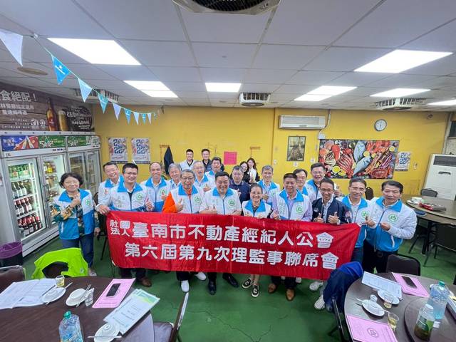 1379998_7c6362edd2ccb4b684aa564f9234771a