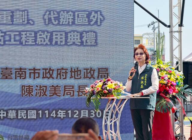 1380335_90817abe02584c584d01e202d8b235e9